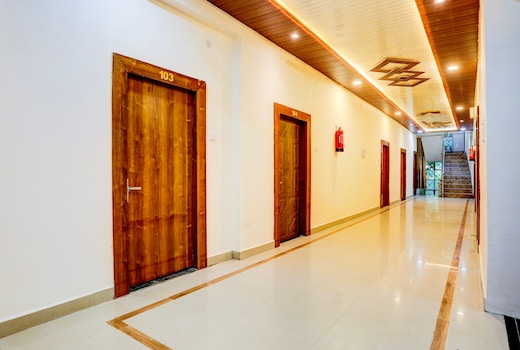 Hotel O STAR