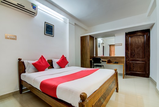 Collection O Race Course Road Formerly Annamalai Residency