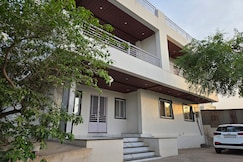 Shree Vinayak Home Stay, Rajpipla