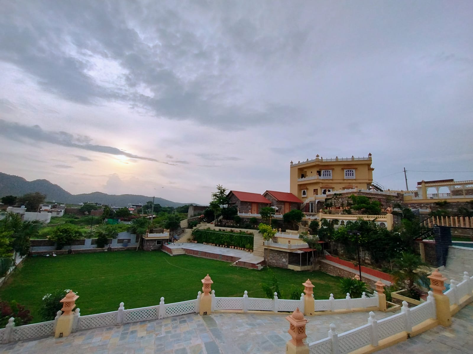 Jamnagar Hills Resort - Tap to explore photos