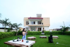 Scenic jungle drive Villa   Pool   open air screen, Jaipur