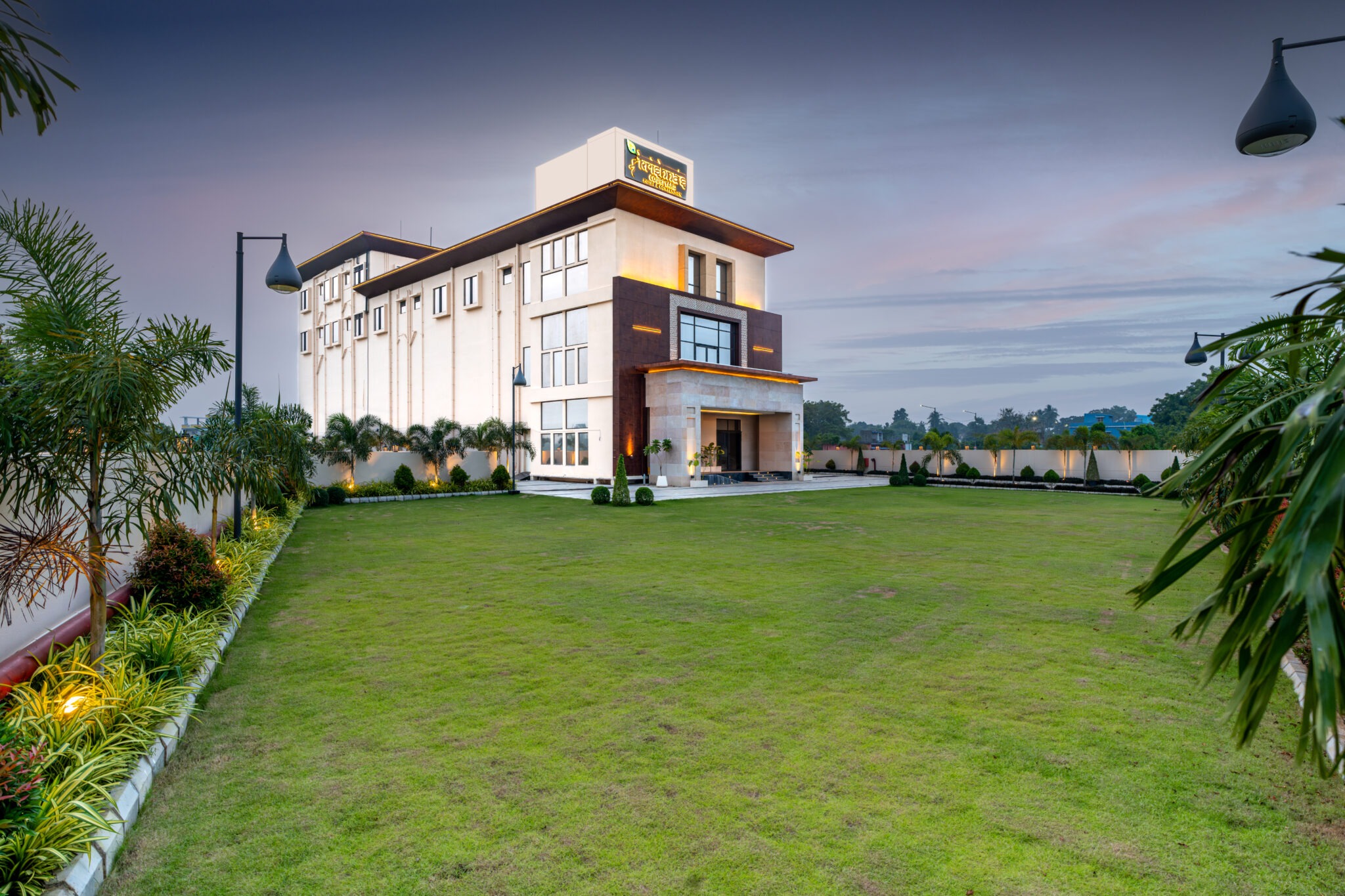 Krishna's Courtyard Hotel & Convention - Tap to explore photos