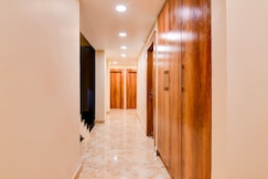 Hotel O Grand Inn, Kolkata