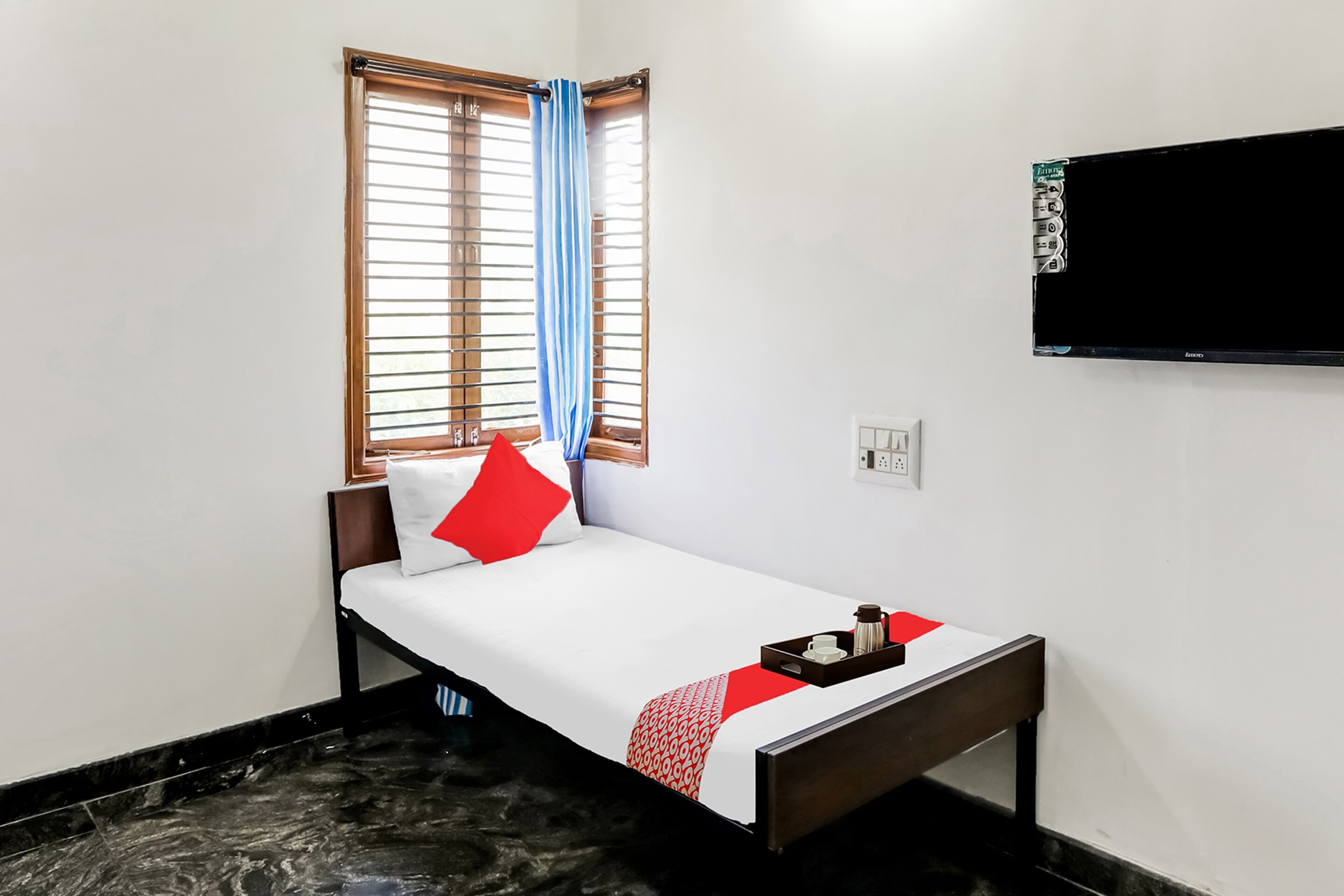 POP Flagship Villa Stay - Tap to explore photos
