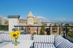 Bricks Hotel