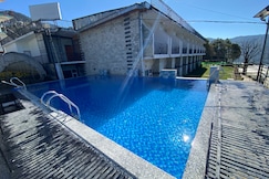 MOUNTAIN VIEW RESORT , CHAIL, Chail