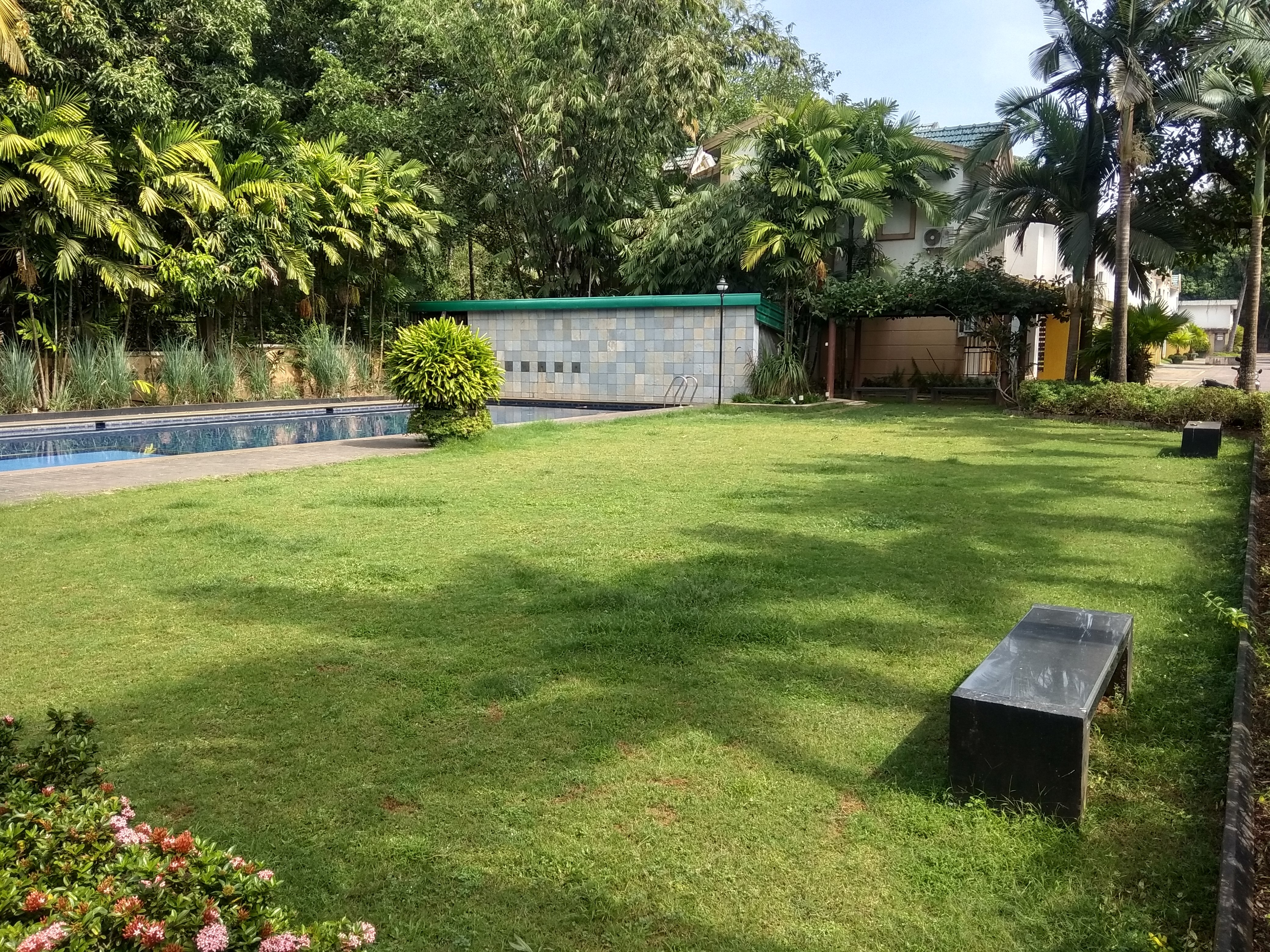 Uniqa | 2 BHK Service Apartment - Tap to explore photos