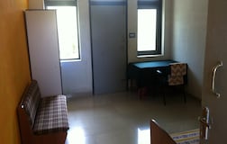 Single Bedroom