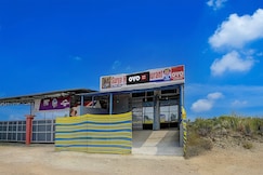 SPOT ON Surya Hotel, Handia