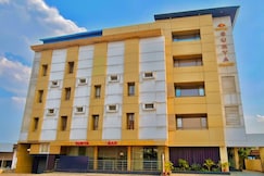 Hotel Surya Palace - Durg Railway Station, Durg