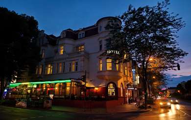 Best Western Hotel Kaiserhof - Tap to explore photos