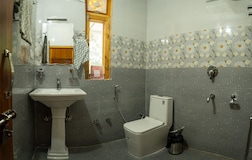 Deluxe room with River View and Balcony AC