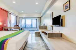 The Legend Hotel, Near Mumbai Airport and BKC, Mumbai