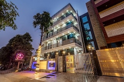 Hotel Expo Mart Inn Behind India Expo, Greater Noida