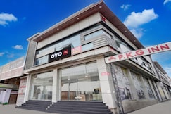 Hotel O P.K.G INN, Delhi