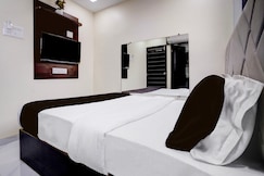 Hotel O Class Inn, Mumbai