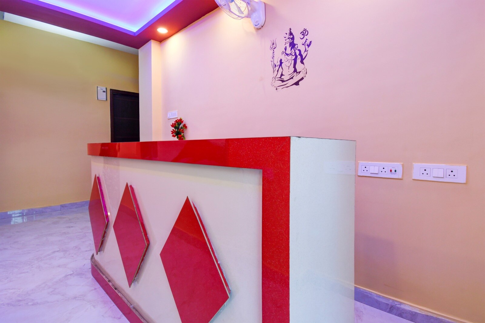 Shivam Inn Residency near Acropolis Mall - Tap to explore photos