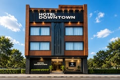 Hotel Downtown by Quadis- Sector 15 Noida, Noida
