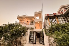 Bagol Niwas Homestay |Dorms & Rooms|, Udaipur
