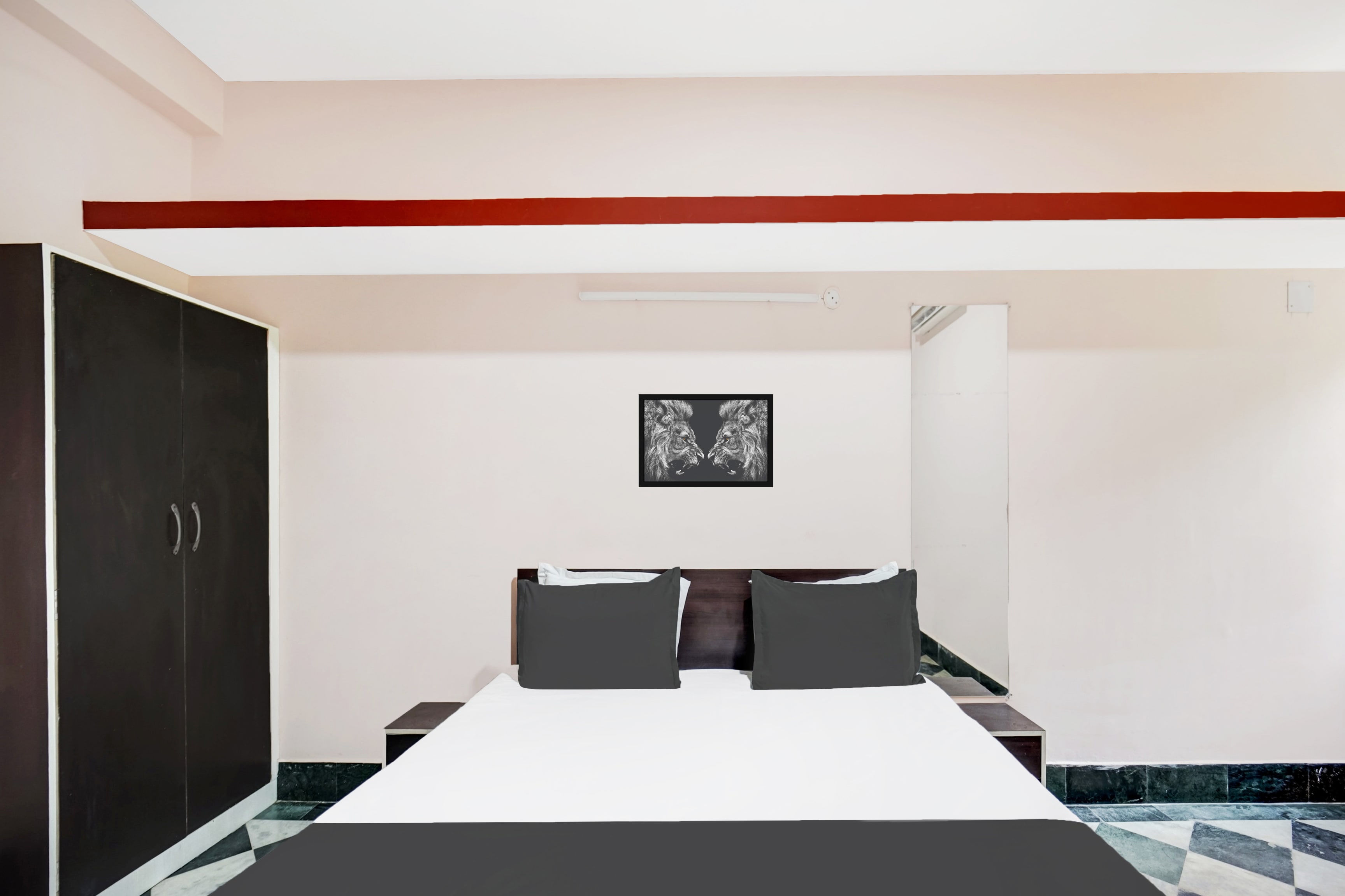 Hotel O Aanandam - Tap to explore photos