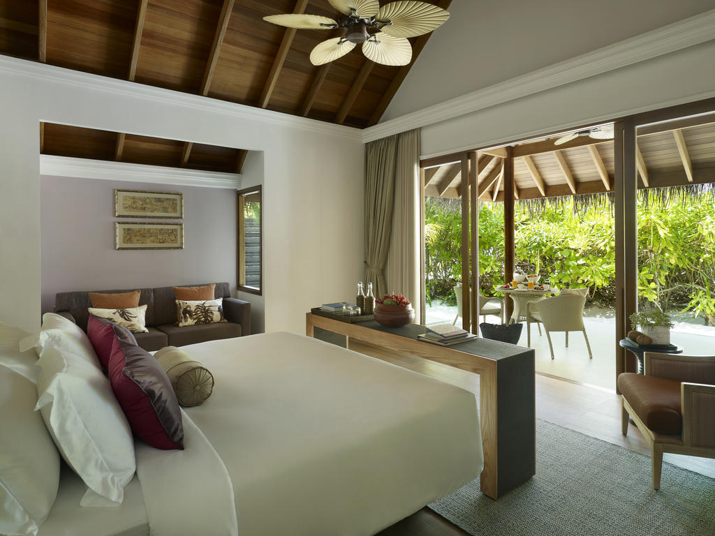 Dusit Thani Maldives - Tap to explore photos