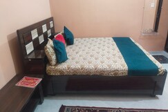 Kusum guest House, Ayodhya
