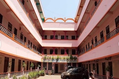 Anandha Lodge, Kumbakonam