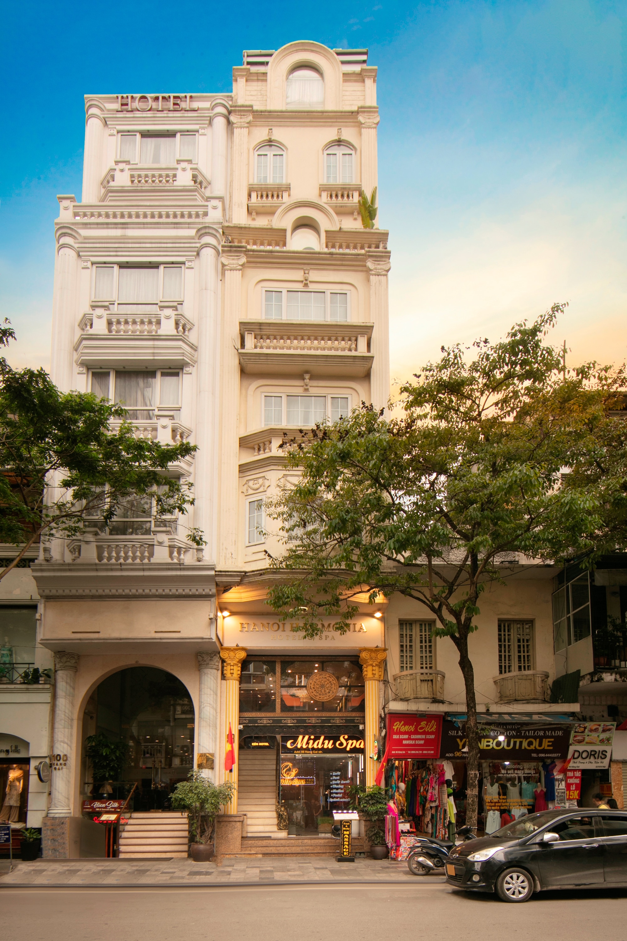 Hanoi Harmonia Hotel & Spa - Tap to explore photos