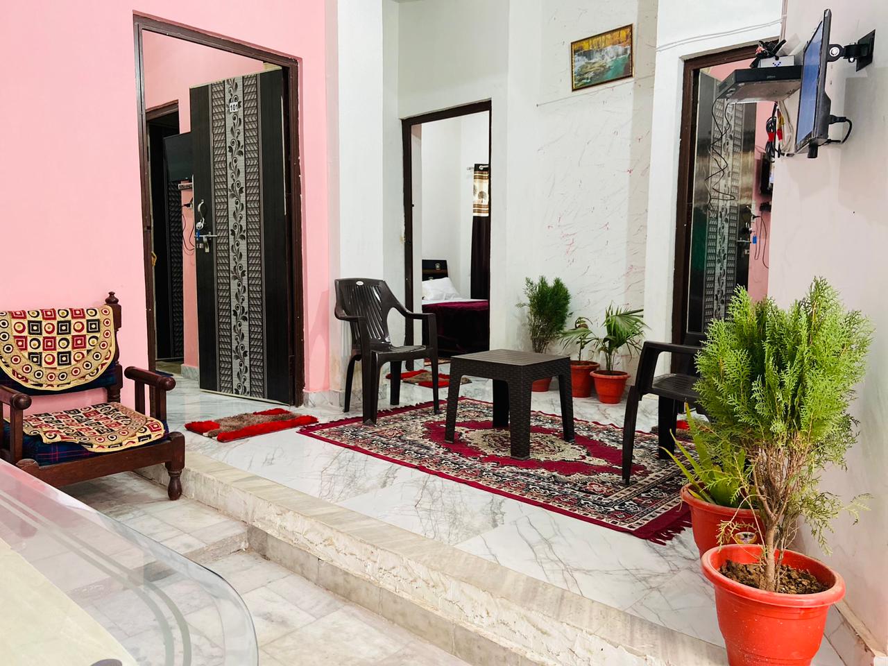 UNISON INN HOMESTAY - Tap to explore photos