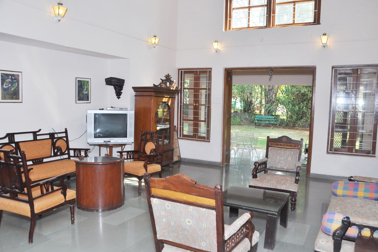 Neha Guruk Bungalow 4 BHK - Tap to explore photos
