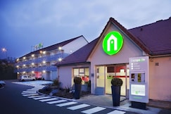 Campanile EPONE, Yvelines