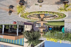 Hotel Empire, Valsad