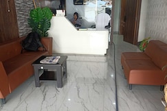 HOTELO  HI-WAY INN, Bermo