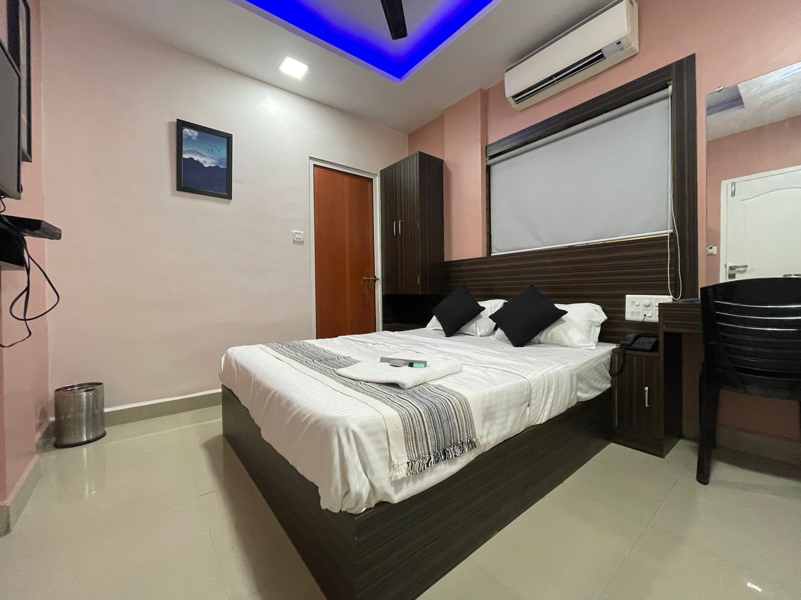 Arman Hotel Cochin - Tap to explore photos