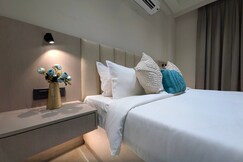 Galleria Autograph Luxury 1 BHK Near HUDA Metro, Gurgaon
