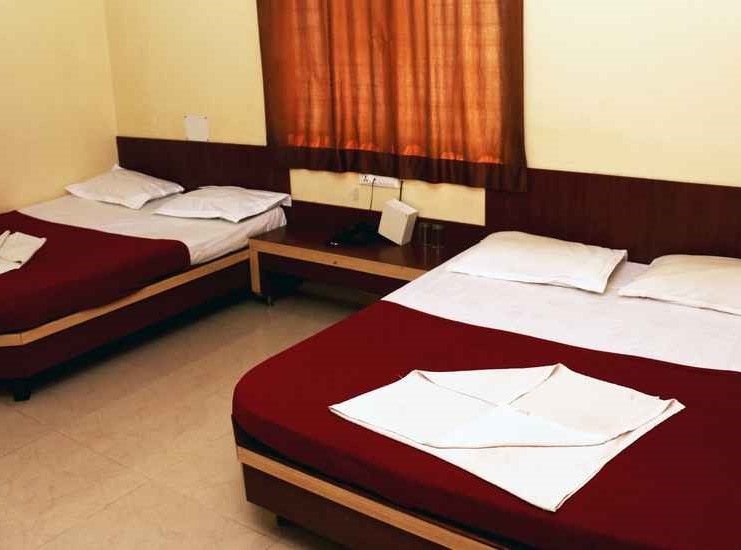 Hotel Sai Aditya 4
