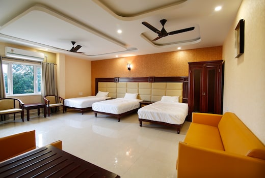 RB Grand Residency Kanchipuram INR 512 OFF ( ̶1̶6̶2̶0̶ ) Hotel Price RB Grand Residency Kanchipuram INR 512 OFF ( ̶1̶6̶2̶0̶ ) Hotel Price