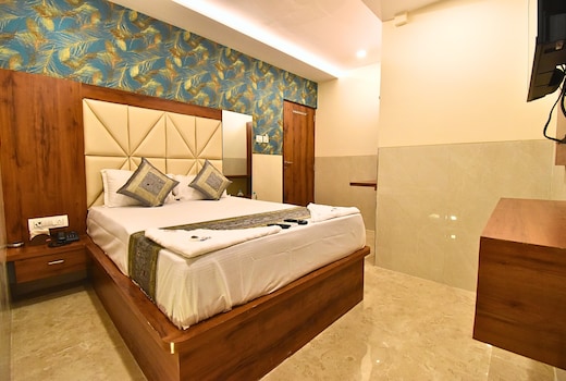 Hotel Dream Palace Near US Consulate, Bandra Kurla Complex (BKC), Mumbai