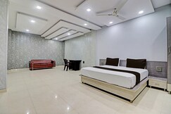 Grand Townhouse, Palwal