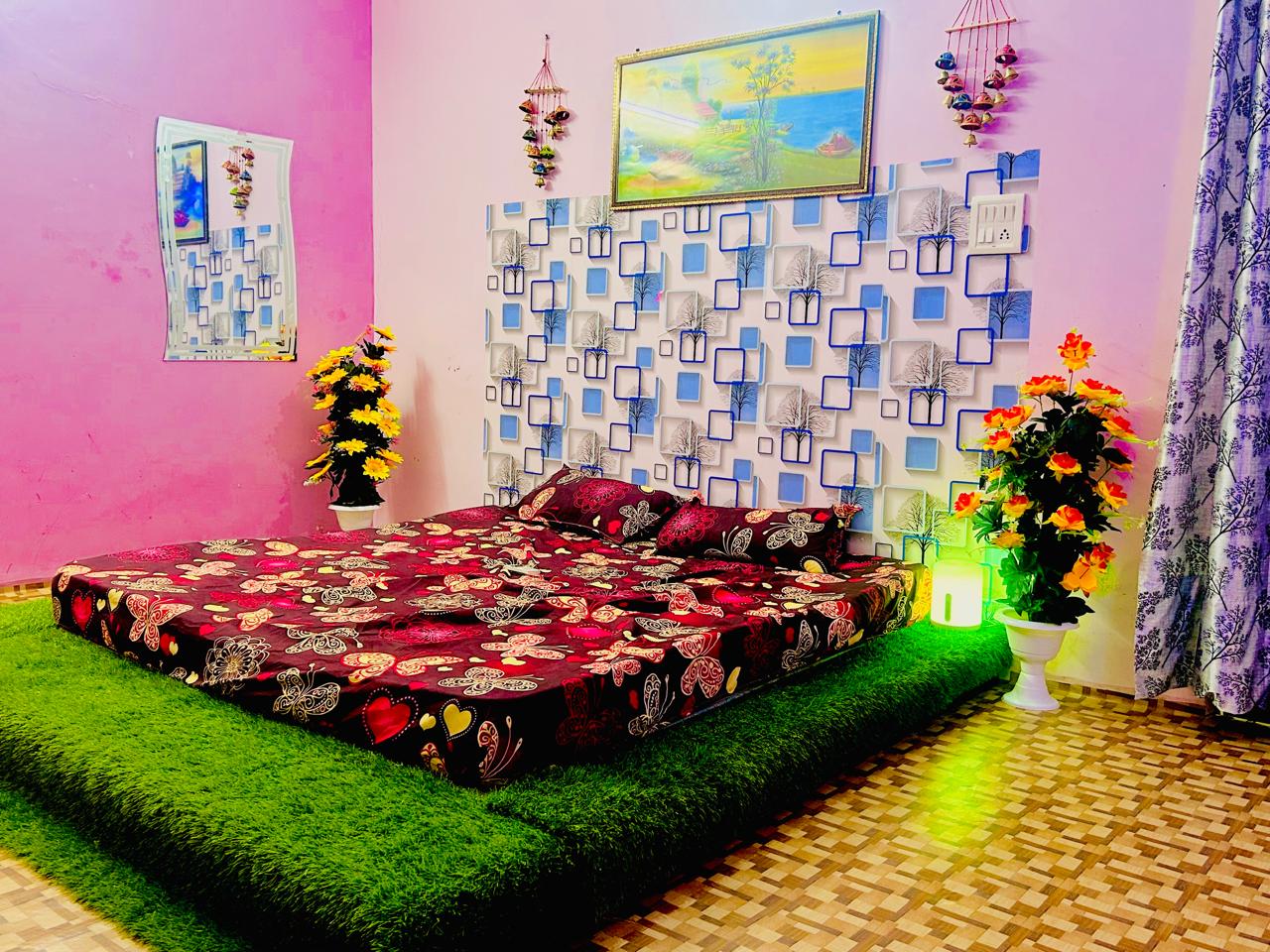 JVS Zone- 2bhk Farmvilla with big lawn in 63A Noida - Tap to explore photos
