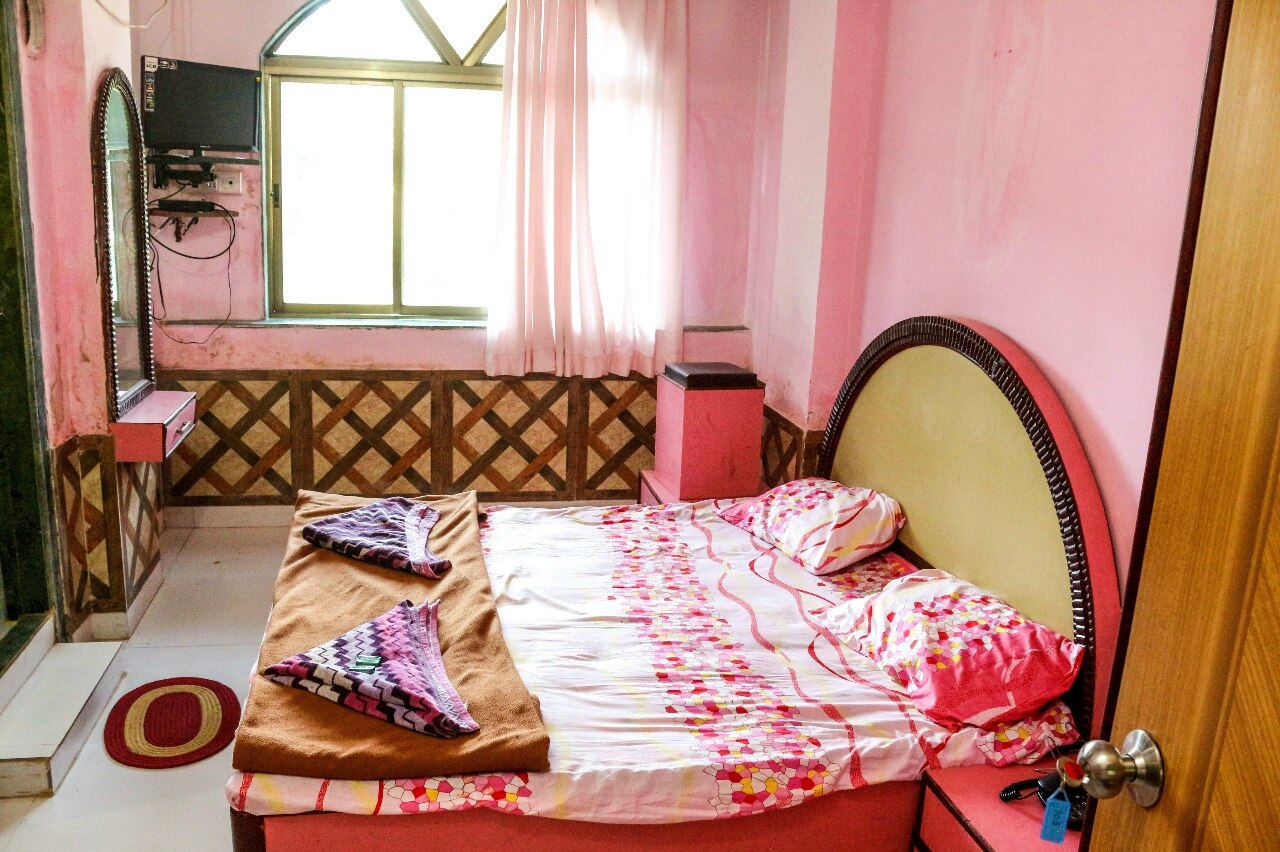Alibag dormitory - Tap to explore photos