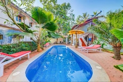 Lavish Studio with a pool near Candolim, Goa