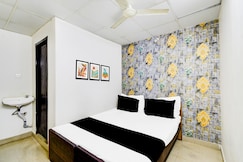 SPOT ON Nakshatra Lodge, Hyderabad