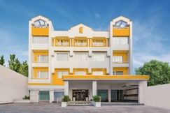 Bloom Hotel Katra, Katra