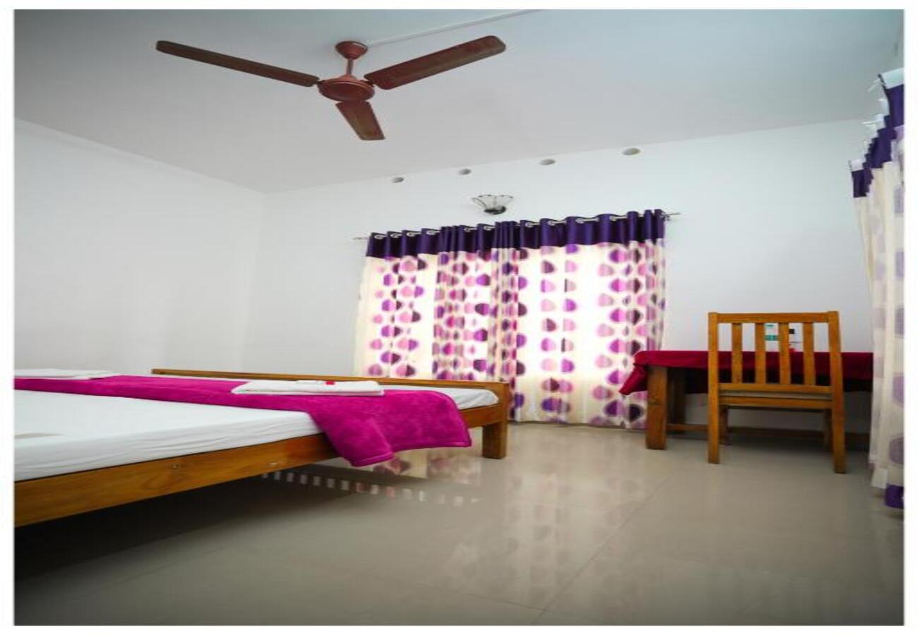 Mango Hills Homestay - Tap to explore photos