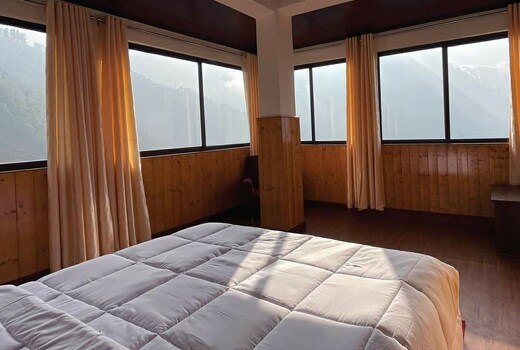 Russell Homestay || Free parking 