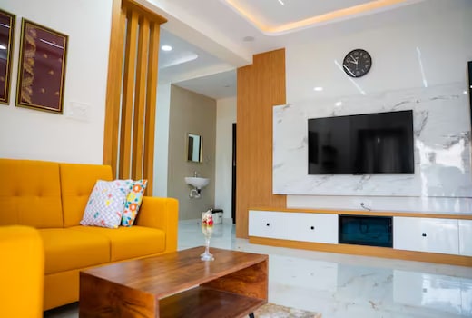 Lake View flat near Lanco Hills