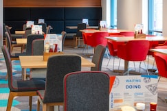 Holiday Inn Express STEVENAGE, Luton