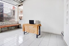 Hotel O S_qyu Stay, Kota Semarang