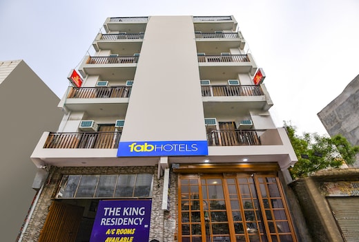 FabHotel The King Residency - Nr. Yashobhoomi Convention Centre